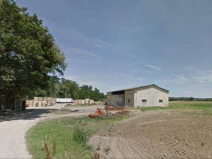 hangar maraîcher ESAT l'arche en pays toulousain