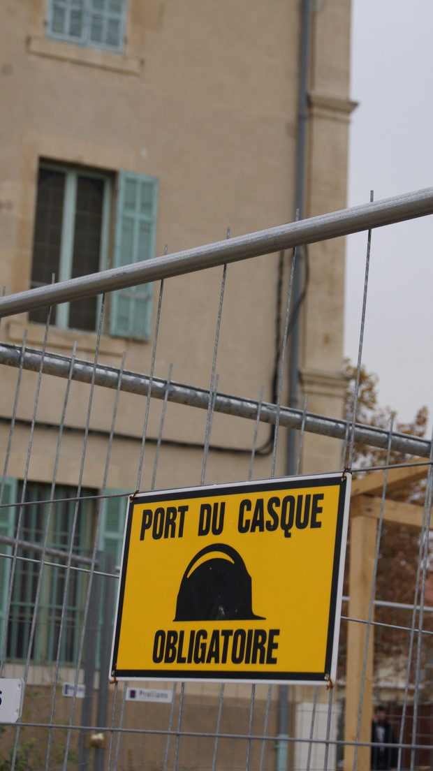 port du casque obligatoire_projets des communautés de L'Arche